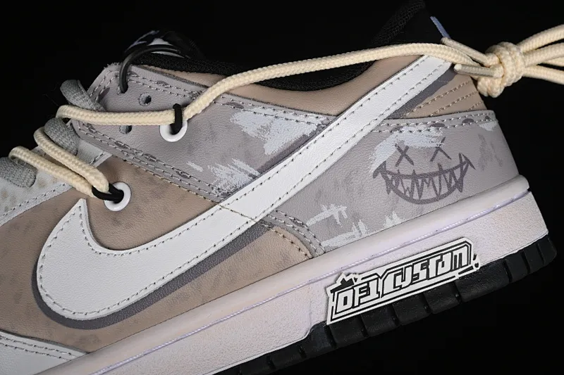 All Categories Nk SB Dunk Series Nk SB Dunk Low Low-top sneakers Nk Dunk Low "Joker" Speed ​​Space Destroyer White Gray SB strap low-top casual sneakers DD1391-100